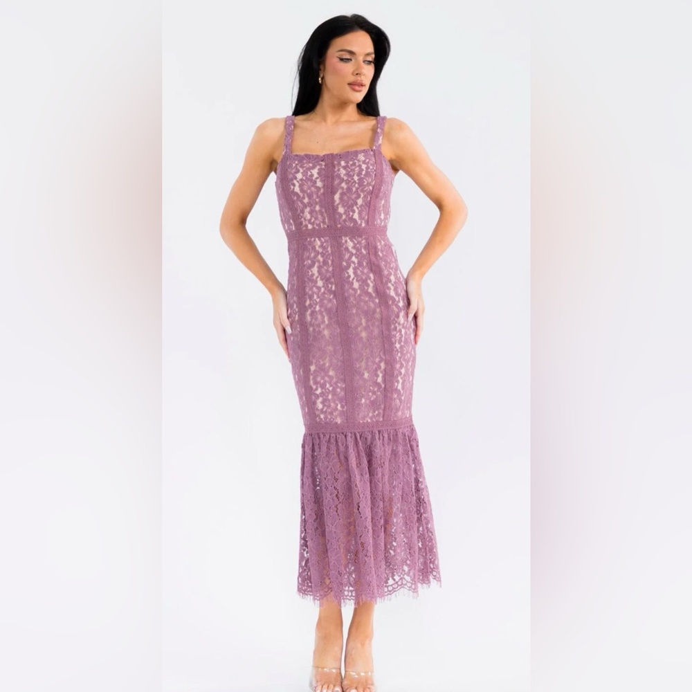 Mauve Crochet Lace Bodycon MaxiDress Square Neck Sleeveless Elegant Size-Medium